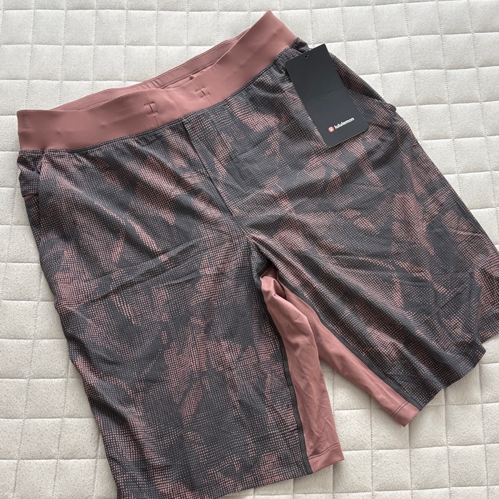 Lululemon T.H.E. Short 11” Linerless - Men's Athletic Shorts - Gray & Mauve Pink